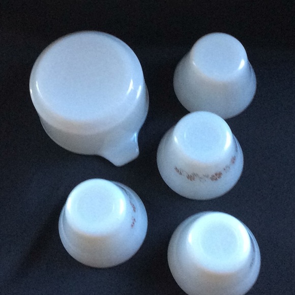 vintage termocrisa opaline milk glass cups floral excellent vintage condition - Picture 4 of 9